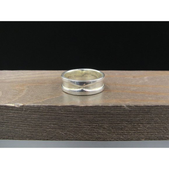 Size 6.75 Sterling Silver Odd Channel Wide Band Ring - Picture 1 of 7